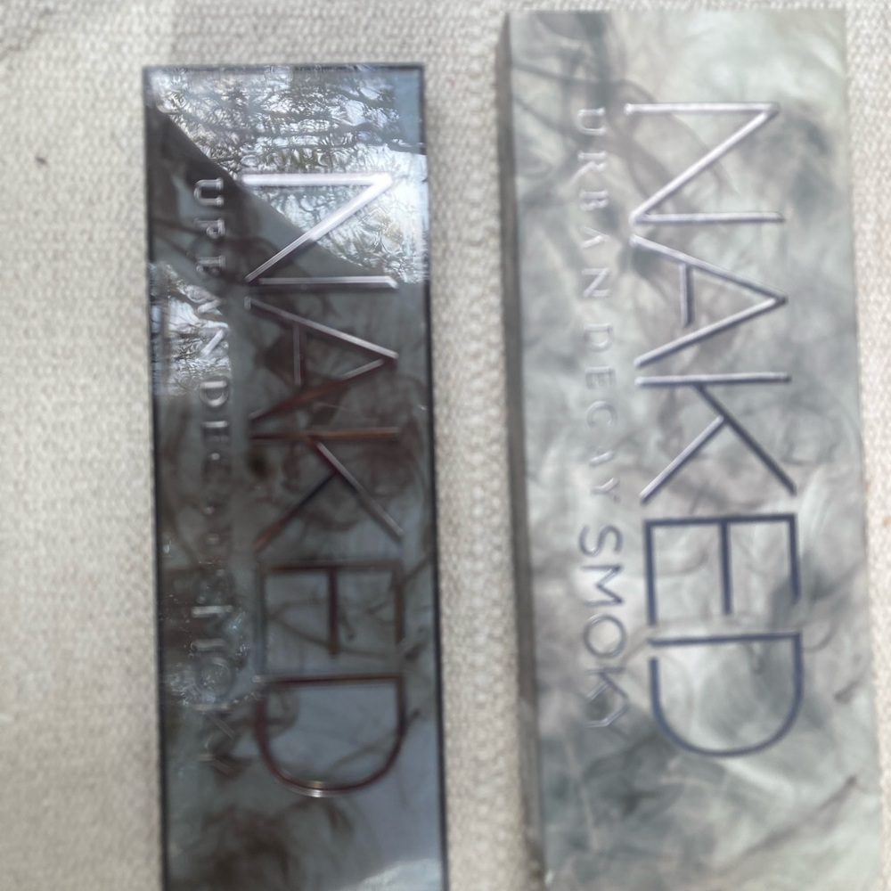 Urban Decay Naked Smoky Eyeshadow Palette